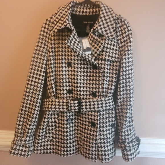 Beautiful Club Monaco Pea Coat Houndstooth pattern - Picture 2 of 15